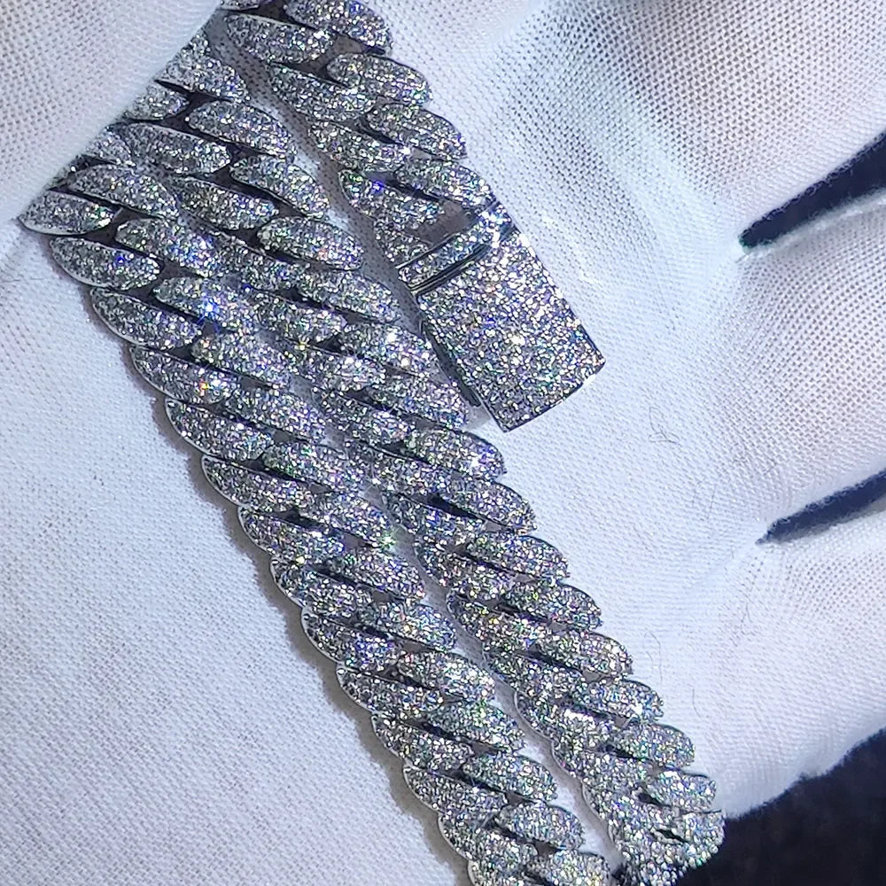 Silver Iced out Cuban chain diagonal on glove
