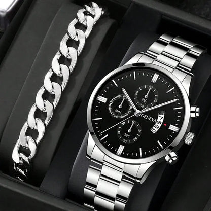 Luxury watch with bracelet chain diagonal  