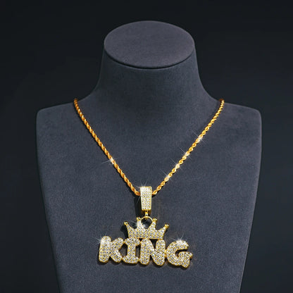 King Pendant with chain gold on mannequin 