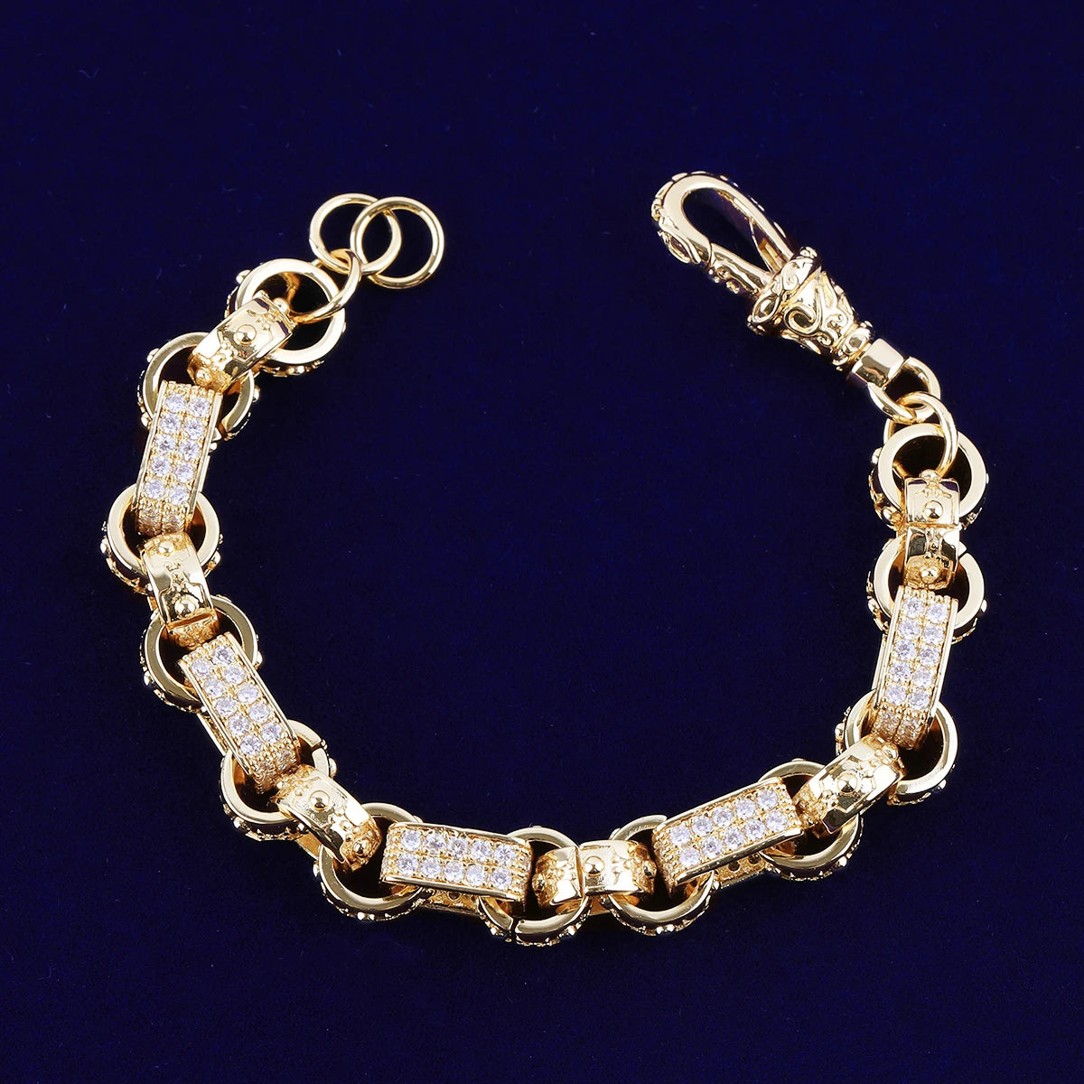 Iced Out GYSPY Bracelet gold top view 